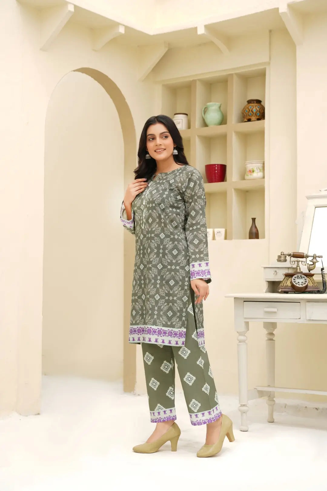 Mehru - 2pc Stitched