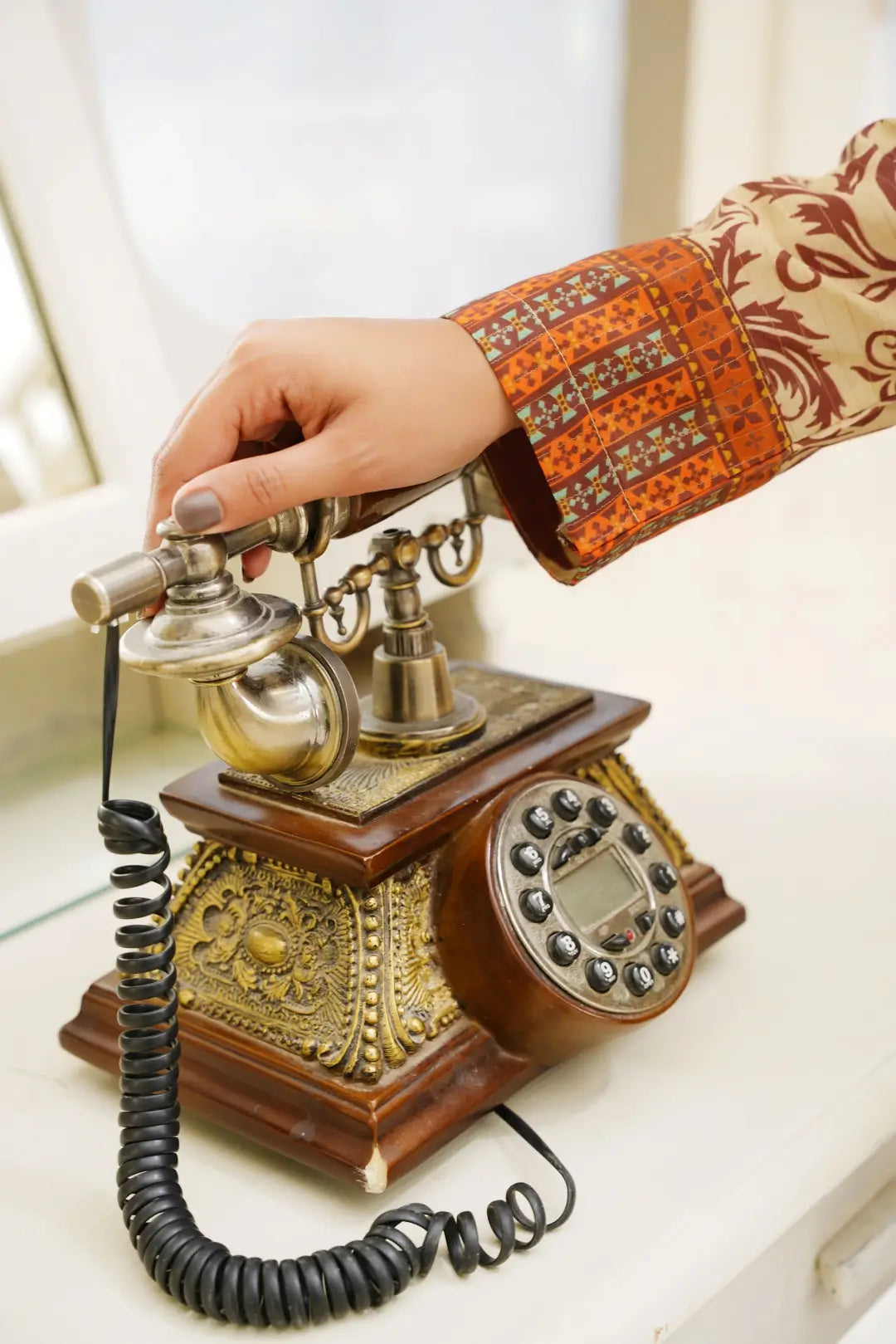 Zarnish - 2pc Stitched