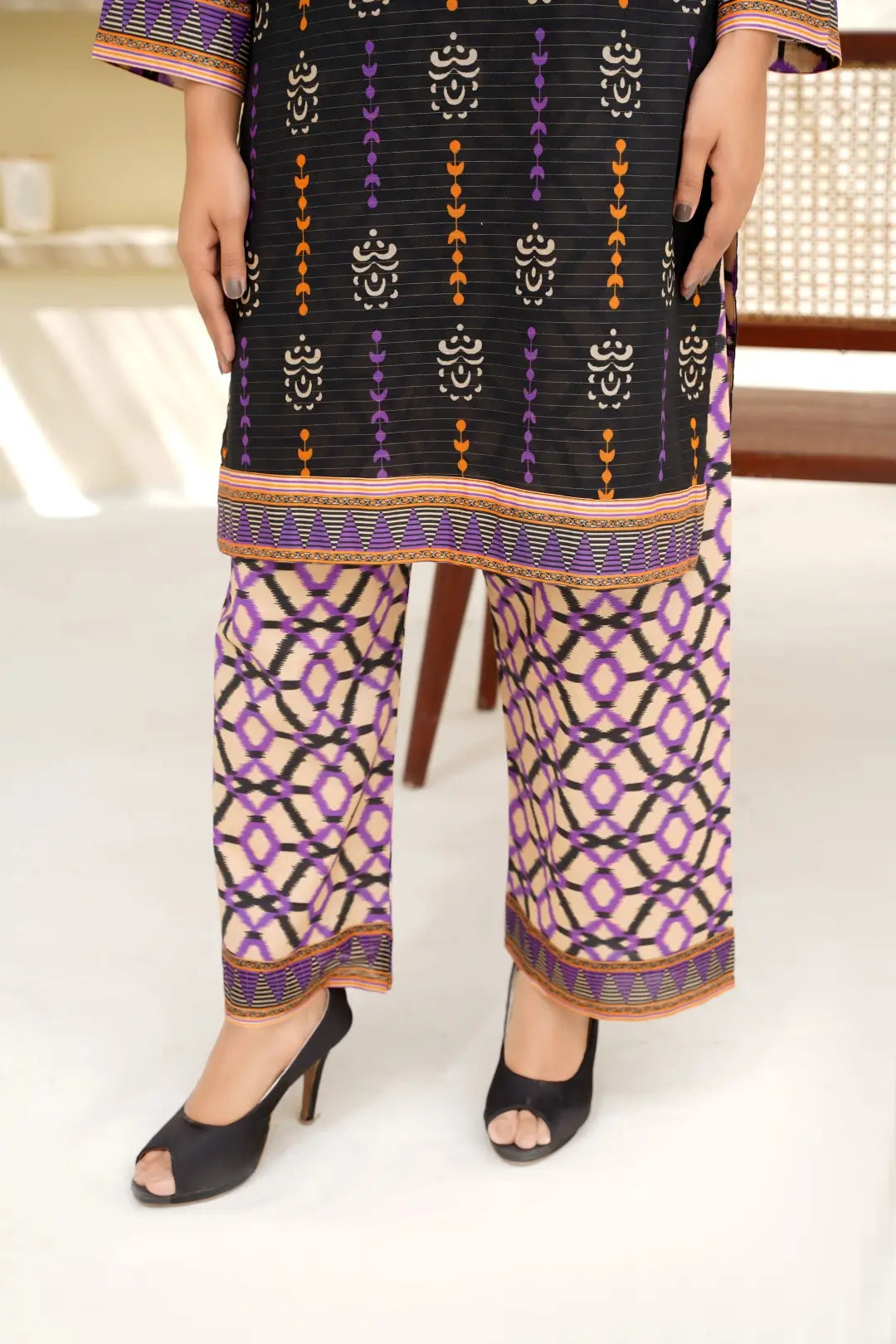 Laila - 2pc Stitched