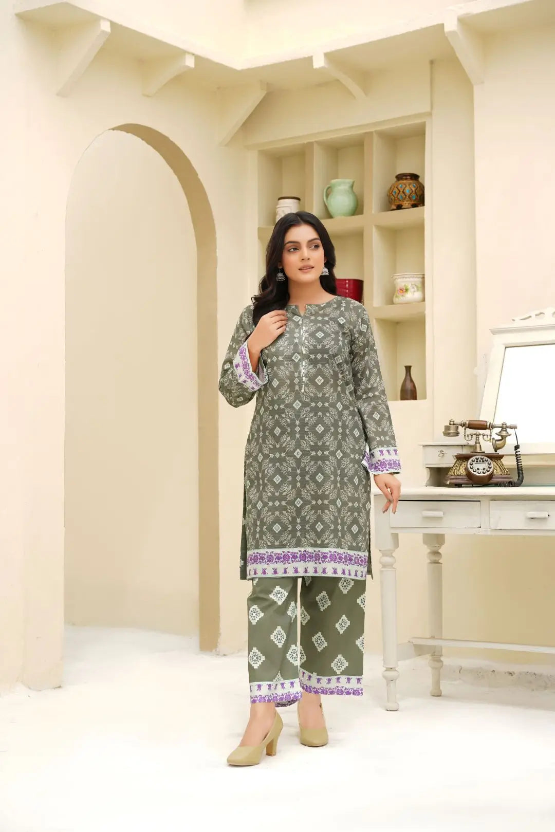 Mehru - 2pc Stitched