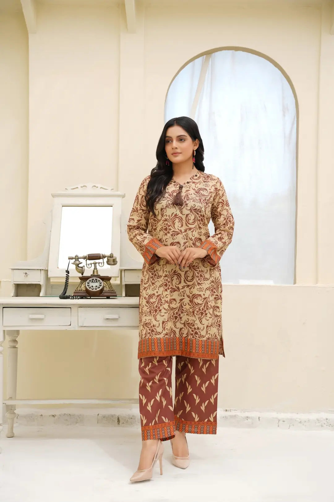 Zarnish - 2pc Stitched